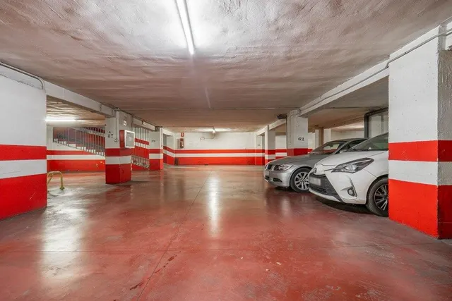 3 plazas de garaje juntas en calle Pedro Antonio de Alarcón — 13