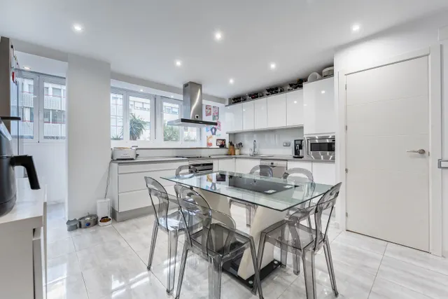 Piso 5 habitaciones 234m² en venta - Chamberí — 11