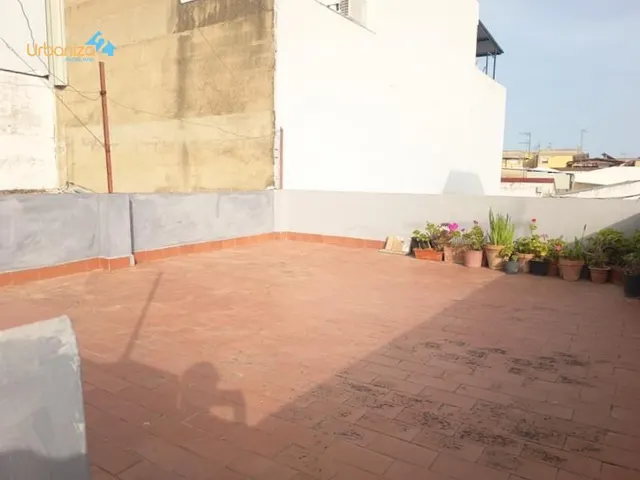Casa Independiente en Zona de la Estación con Terraza y Patio — 8