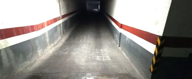 Se vende plaza de garaje y trastero en Alzira - foto 5