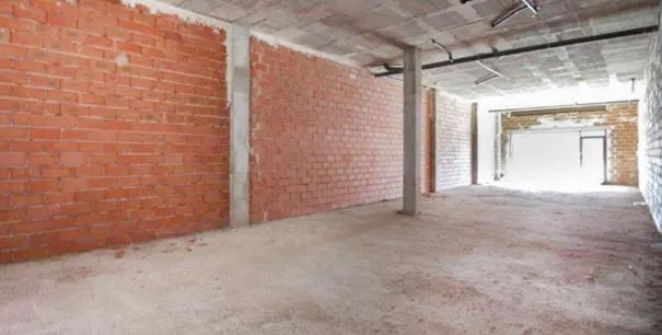 Amplio local comercial en venta en els Poblets - foto 2