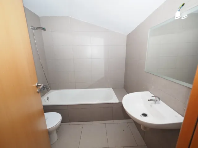 SE DÚPLEX PISO SEMI-NUEVO EN SABADELL, ZONA LA CREU DE BARBERA — 4
