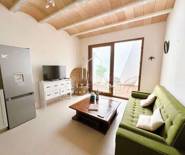 EXCLUSIVA VIVIENDA COMPLETAMENTE REFORMADA EN EL CORAZÓN DE  - foto 2