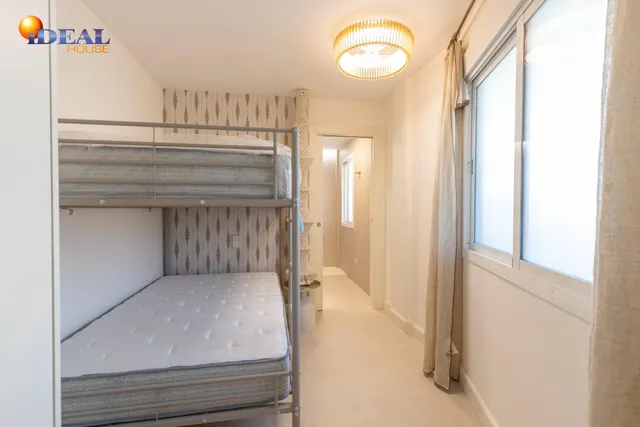 ¡exclusivo apartamento en primera linea de playa con reforma integral de alta gama! — 26