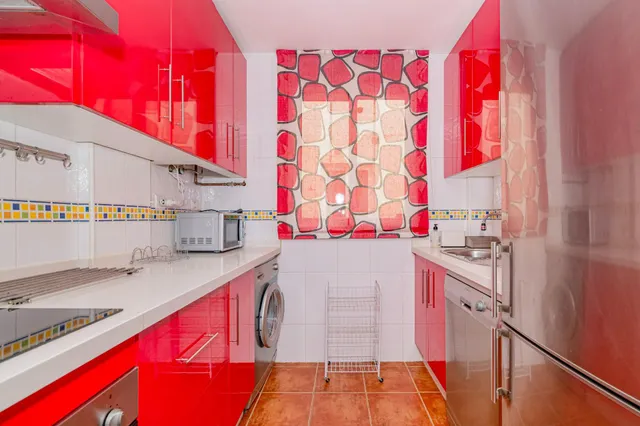 Piso 2 dormitorios amueblado con garaje junto metro — 7