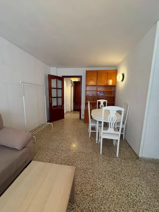 ESTUPENDO PISO EN NERVION PARA ESTUDIANTES - foto 3