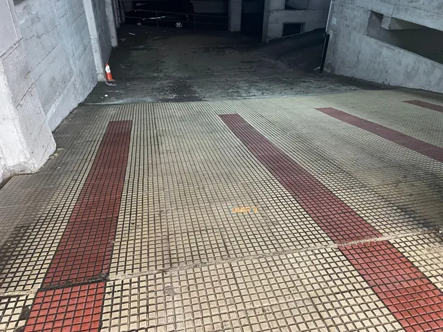 Alquiler de plaza de garaje — 6