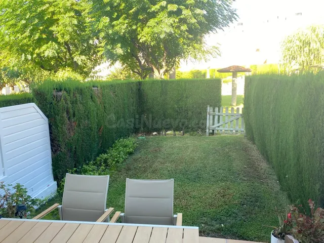 EXCLUSIVA CASA PAREADA EN S’AGARÓ CON JARDÍN PRIVADO, 2 PISC - foto 2