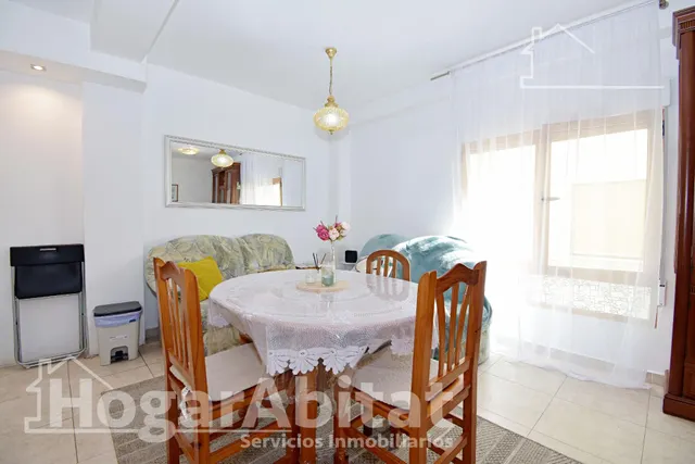 Precioso ático dúplex, impecable y luminoso, todo amueblado y en pleno centro histórico — 31