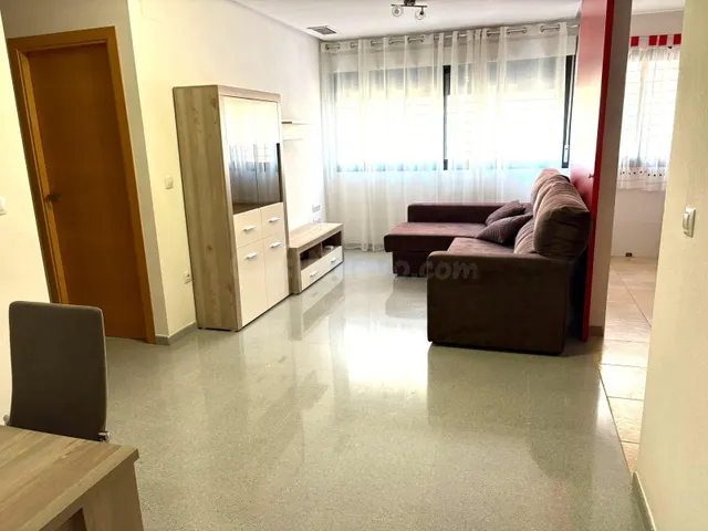 Se alquila piso seminuevo de 3 habitaciones y 2 baños!!! — 4