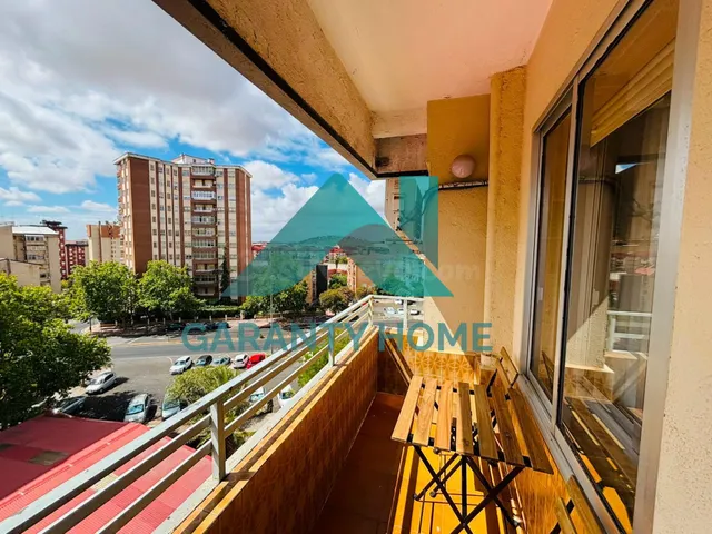 ¡PISO EN ALQUILER EN ZONA EL RODEO PARA ESTUDIANTES – AMPLIO
