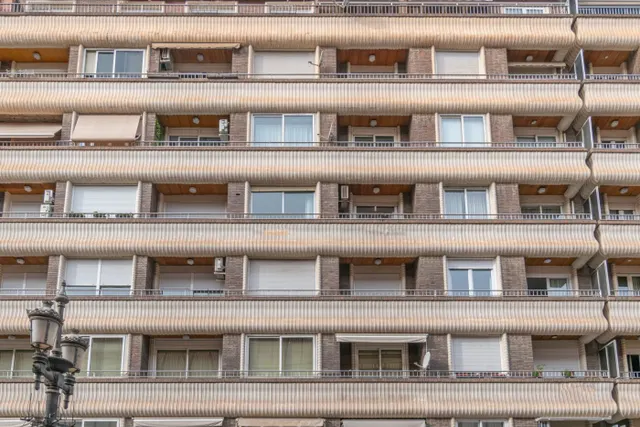 ESPECTACULAR VIVIENDA EN ACERA DEL DARRO — 6