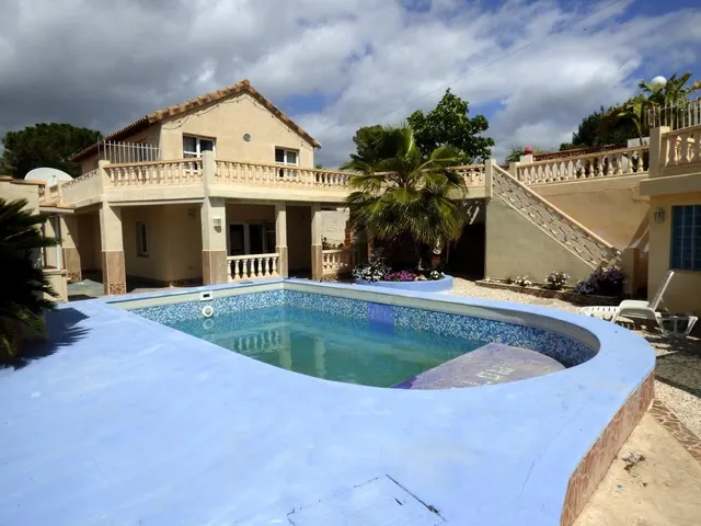 SE VENDE GRAN CHALET EN BELLA ORCHETA — 10