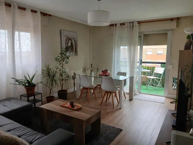 PISO EN VENTA EN CALLE BENISSA ( IDEAL PARA INVERSORES) - foto 2