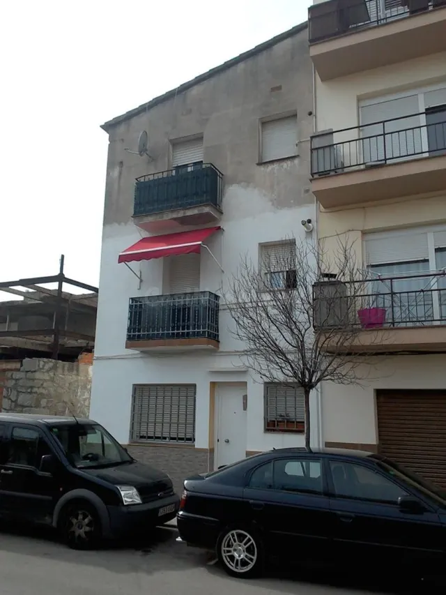 Se vende Piso OKUPADO en Calle Pompeu Fabra 8 Llinars del Va