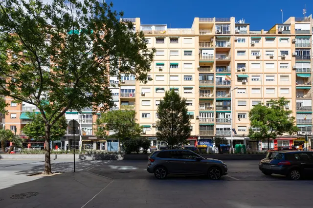 Piso 6 habitaciones 84m² en venta - Camino de ronda — 19
