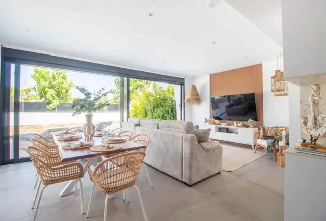 Villa de 3 dormitorios y 3 baños en santiago de la rivera (san pedro del pinatar) — 4