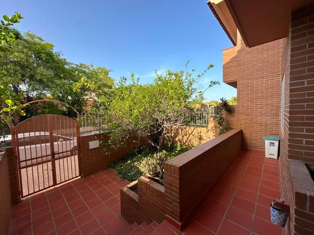 Chalet adosado en ciudad jardín — 20
