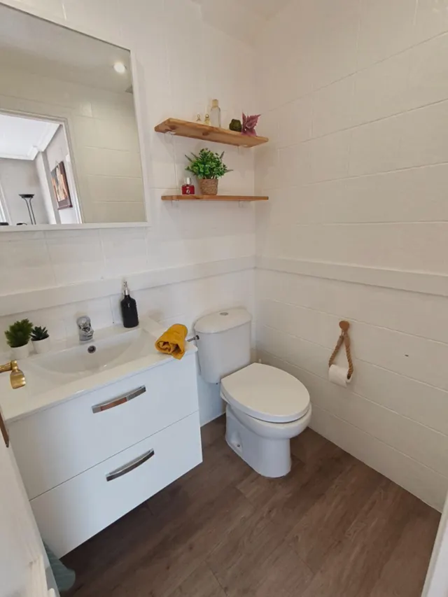 ENAMORATE A UN PESTAÑEO ¡Tu nuevo hogar en Villaobispo te está esperando! ✨ — 35