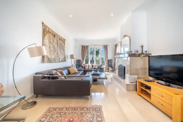 Chalet 4 habitaciones 240m² en venta - Istan pueblo - foto 4