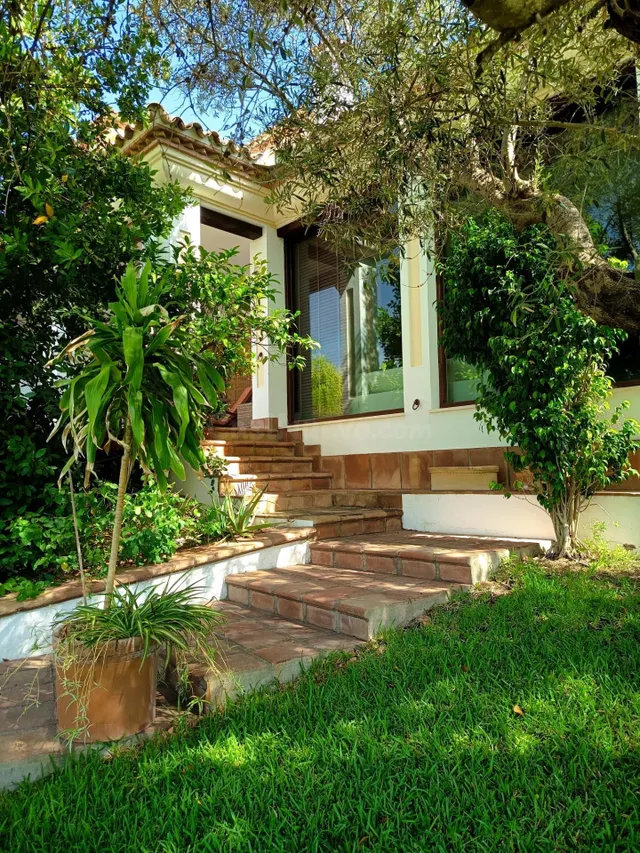 MARAVILLOSO CHALET CON VISTAS