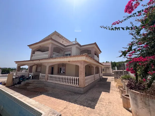 Espléndido Chalet en Balcón de Montroy "380.000 €" - foto 3