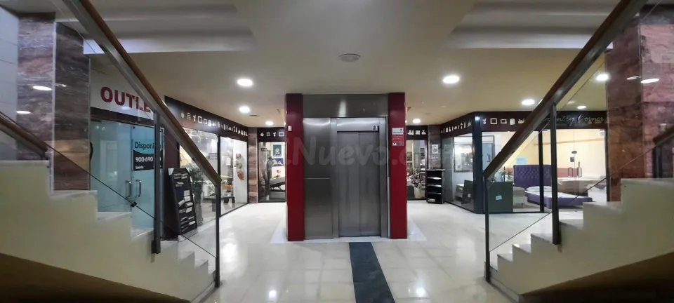 Local comercial al lado del Alcampo de Vilanova i la Geltrú