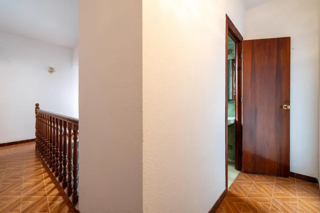 Casa con encanto, cochera y terraza privada en calle Acosta — 15