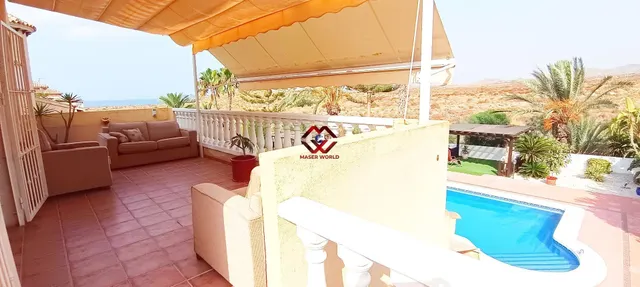 PRECIOSO CHALET EN ISLA PLANA ( 600m Playa) - foto 4
