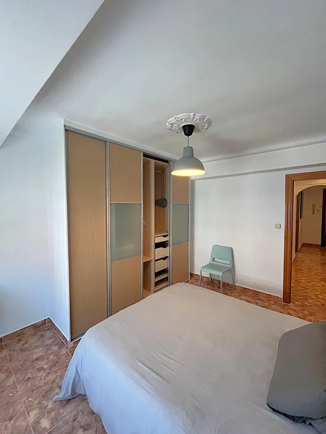 Piso de tres dormitorios en Monteolivete. — 7