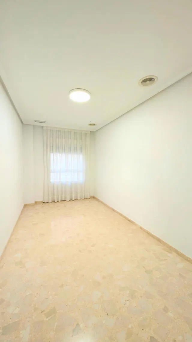 ¡oportunidad única: planta baja semi nueva, 95 m2, Elche, zona toscar, vivienda de esquina, totalmente exterior, entrada independiente! — 10