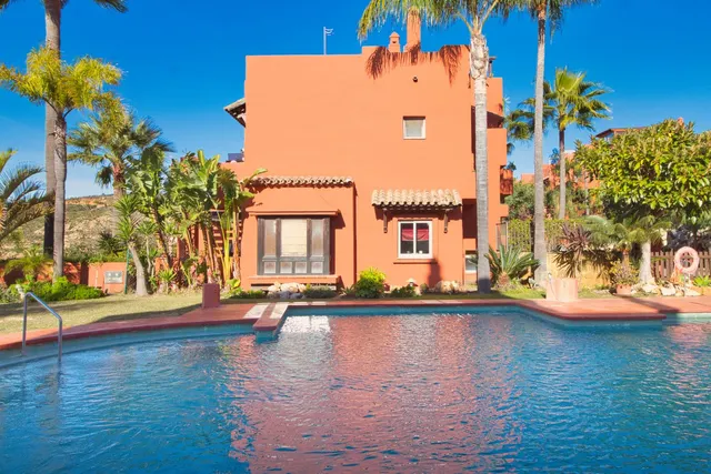 Adosado 4 habitaciones 230m² en venta - Costa del Sol — 46