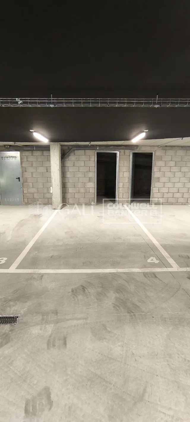 PLAZA DE PARKING EN VENTA MÁS TRASTERO EN CANILLO. A ESTRENA