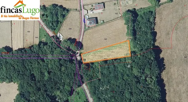 FINCA URBANIZABLE DE 1088m EN LUGO