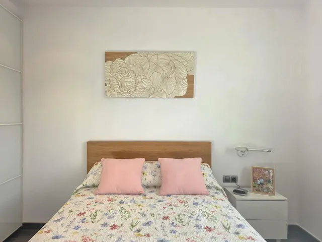 CASA DE 2 PLANTAS CON APARTAMENTO Y JARDIN — 17