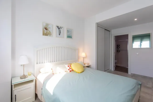 Ático Premium en Selecta Costa, Salobreña: diseño, confort y una terraza para vivir el Mediterráneo. — 22