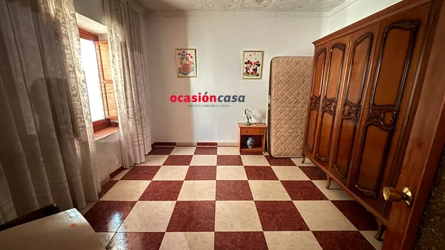 Piso, bar, local y cochera a la venta en Belmez — 11