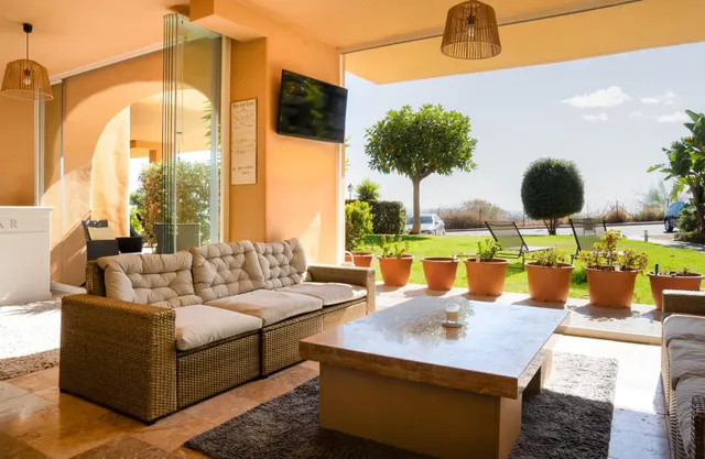 APARTAMENTO EN PLANTA BAJA — 40