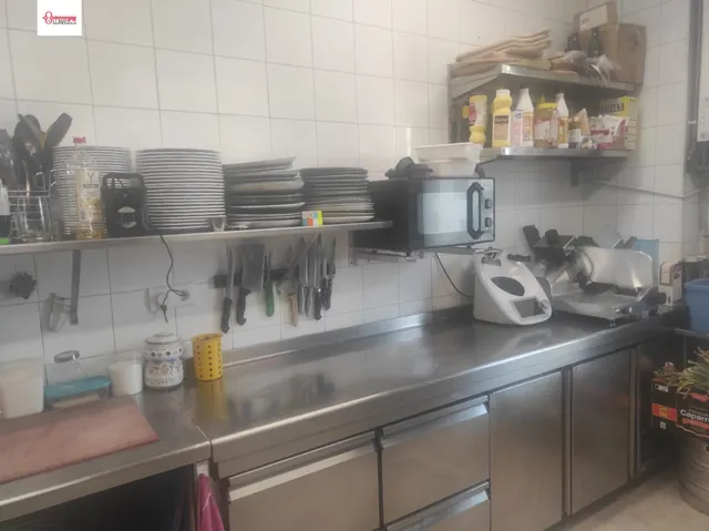 En Villatoro. Se vende restaurante en pleno funcionamiento — 14