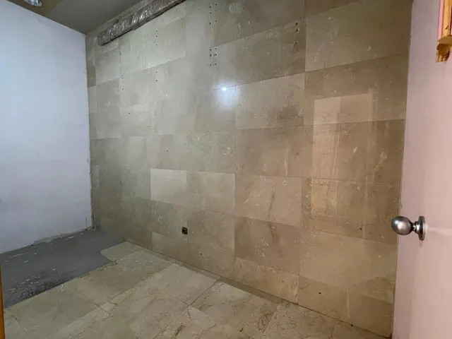 ALQUILER LOCAL ZONA CENTRO PONFERRADA — 11