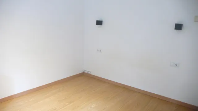 Piso reformado en venta en Carrer Sant Isidre, El Poble Sec - Parc de Montjuïc — 9