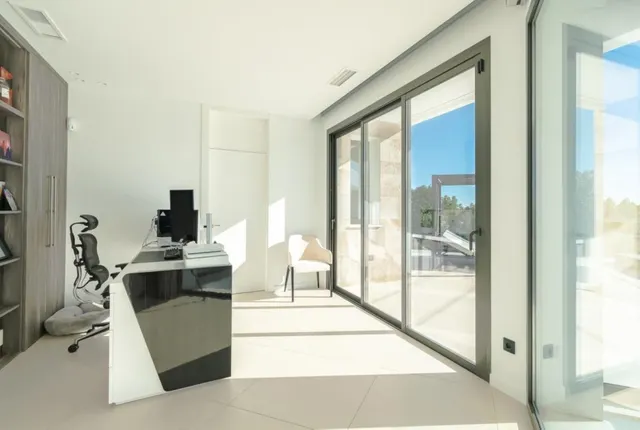 Chalet 4 habitaciones 640m² en venta - Costa del Sol — 27