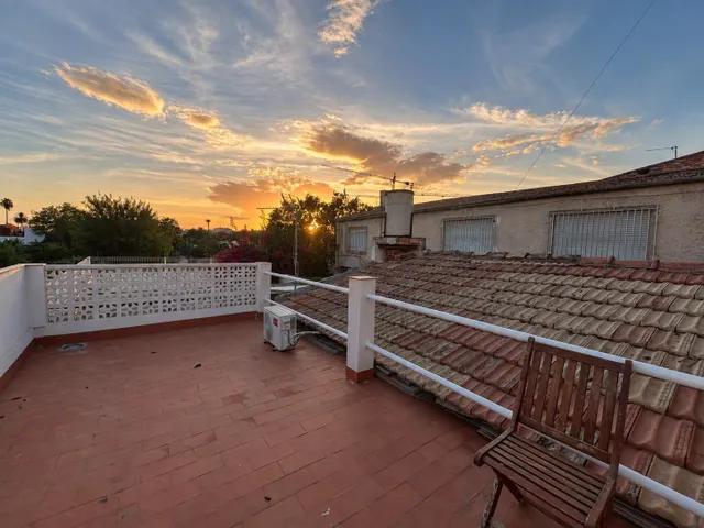 100 m2 de patio. Y sí, la casa también está a la altura — 16