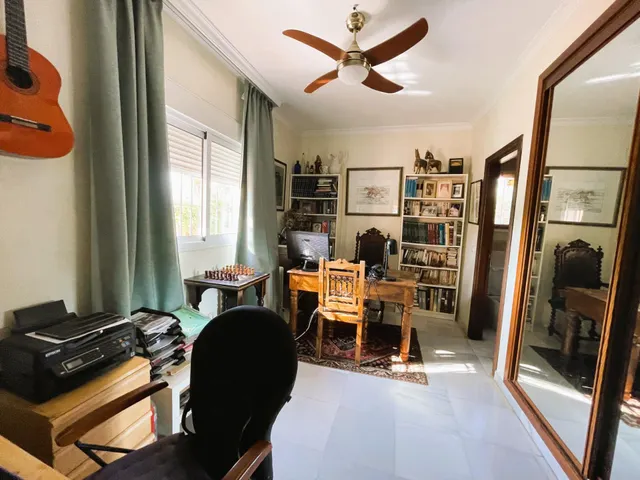 Villa en venta en Nueva Andalucía, Marbella, con vistas al mar y cerca de Puerto Banús — 33