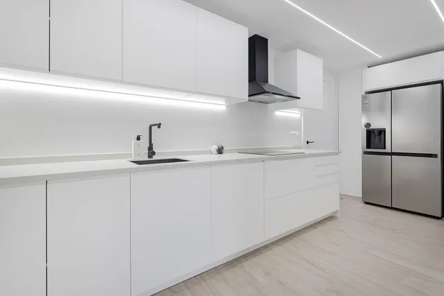 EXCLUSIVO PISO DE 153m2 CON 5 DORMITORIOS — 11