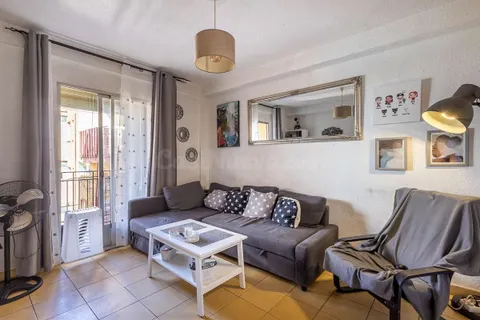 PISO JUNTO FONTIVEROS