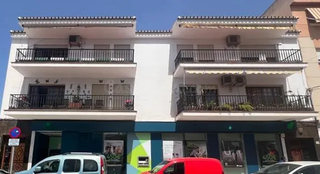 Venta de Local Comercial en Torremolinos, Málaga.