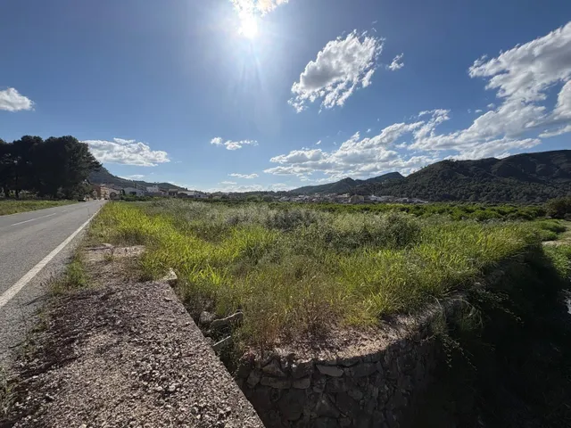 TERRENO RURAL EN LLOCNOU DE SANT JERONI - IDEAL COMO INVERSI - foto 3