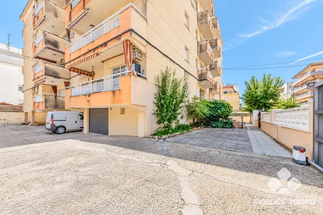 Piso con balcón en Segur de Calafell — 26