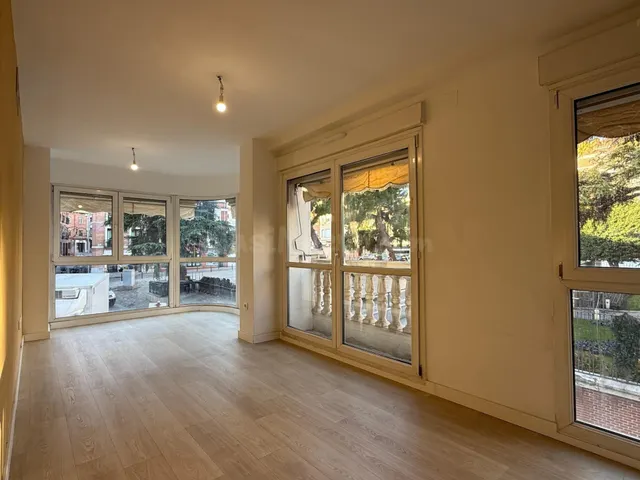 INMOBILIARIA ARBETETA VENDE PISO DE DOS DORMITORIOS EN CASCO